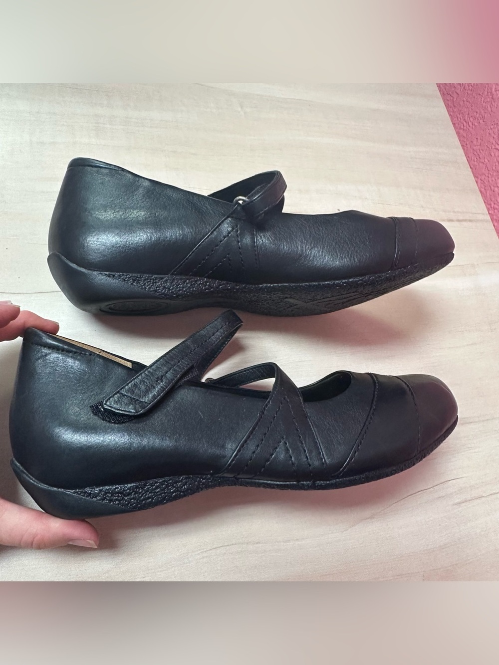Ziera Black leather Mary Jane Flats - Picture 9 of 11